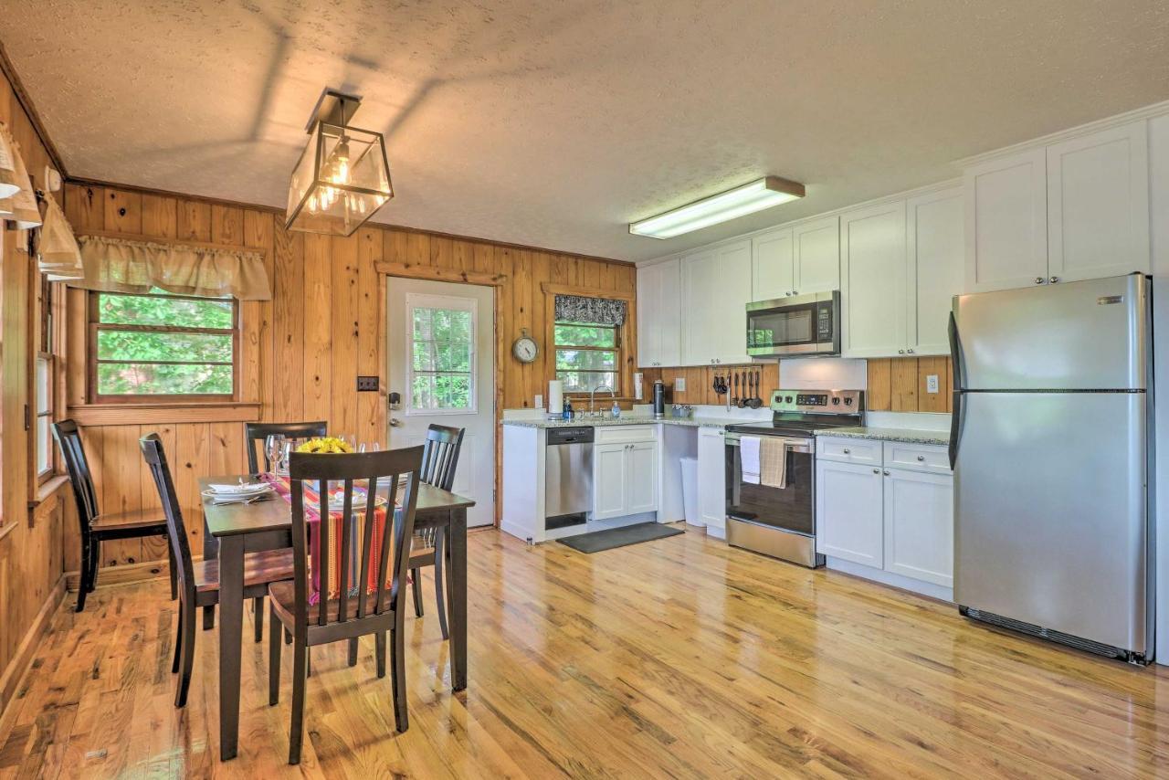 Waterfront Lake Martin Home With Grill And Beach! Eclectic Экстерьер фото
